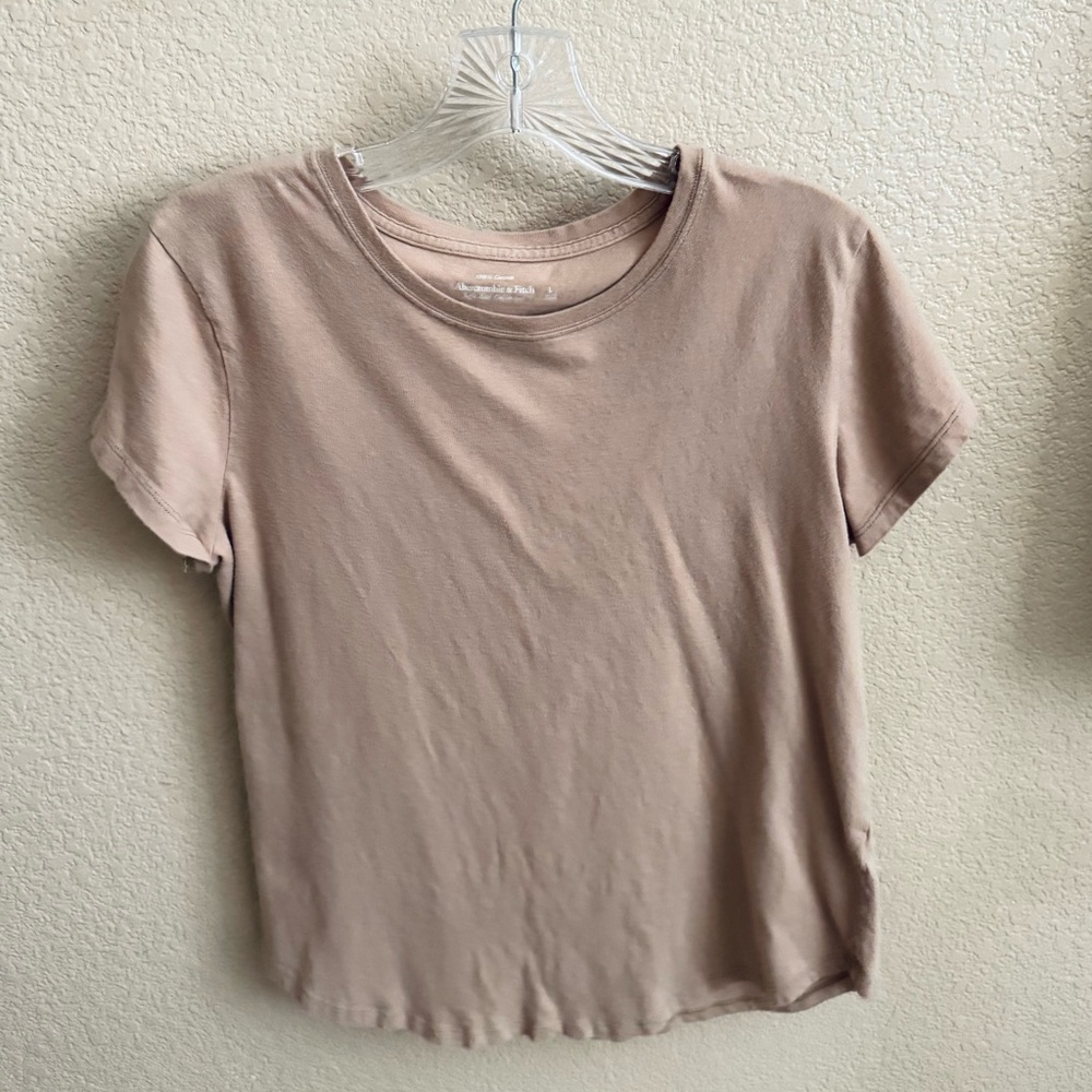 Abercrombie & Fitch Light Brown Short Sleeve Tee